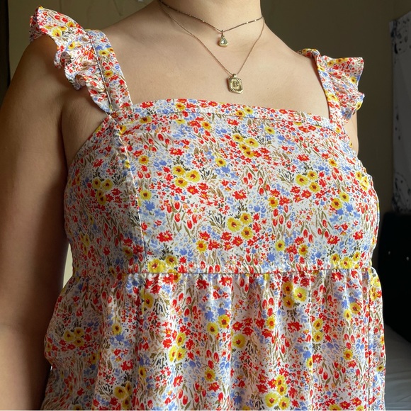 Ditsy Ruffle Strap Top - Picture 3 of 8